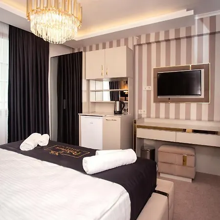 Pelit Park فندق *