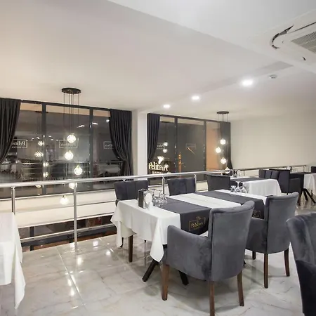 Pelit Park فندق