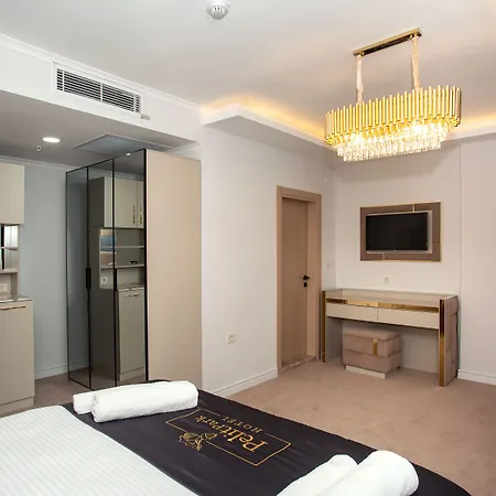 Pelit Park Hotel *